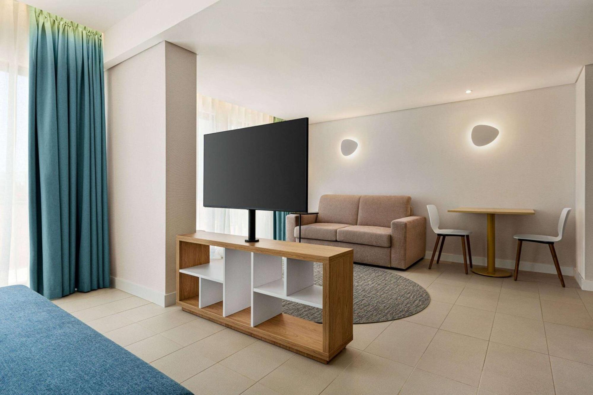 Wyndham Residences Alvor Beach (Adults Only) Exterior photo